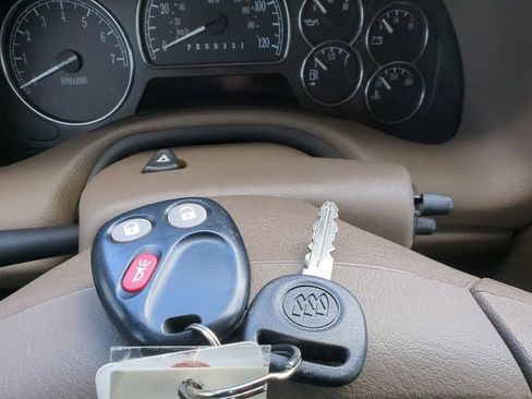Used 2007 Buick Rainier CXL w/ Luxury Package AWD/4WD image 15