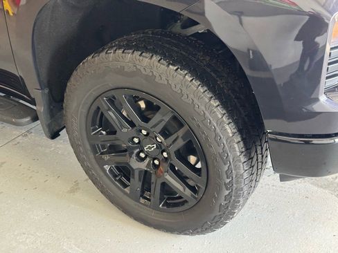 Used 2022 Chevrolet Silverado 1500 Custom Trail Boss image 4