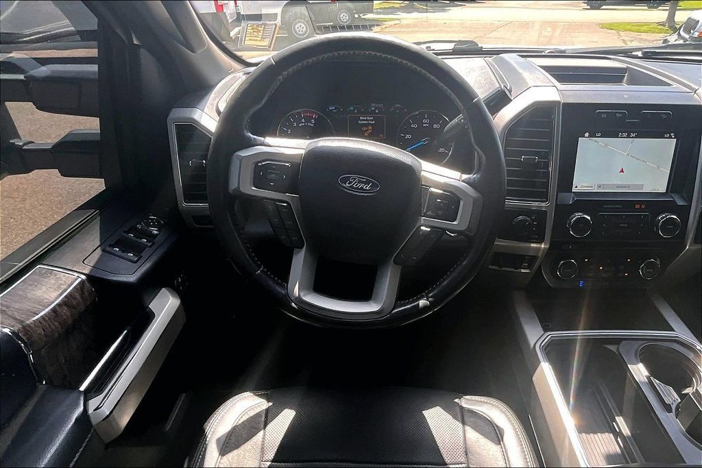 Used 2018 Ford F350 Lariat w/ Lariat Ultimate Package AWD/4WD image 5