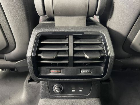 New 2025 Audi Q3 2.0T Premium Plus image 38