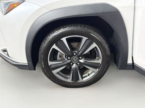 Used 2019 Lexus UX 200 FWD image 33