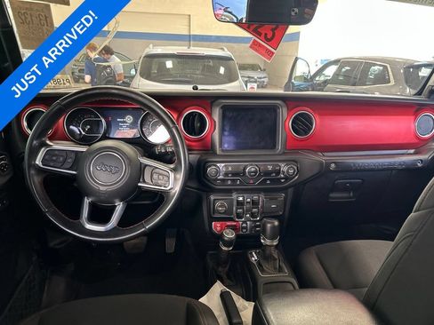 Used 2021 Jeep Wrangler Unlimited Rubicon AWD/4WD image 5