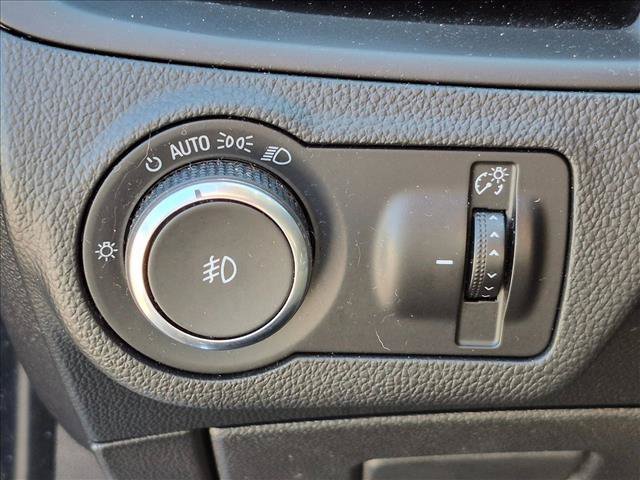 Used 2017 Buick Envision Essence FWD image 12