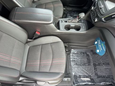 Certified 2023 Chevrolet Equinox RS image 28