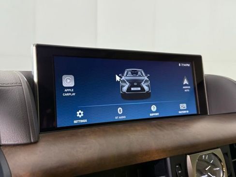 Used 2018 Lexus LX 570 4WD image 23