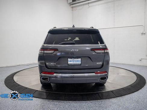 Used 2021 Jeep Grand Cherokee L Overland w/ Luxury Tech Group IV AWD/4WD image 6
