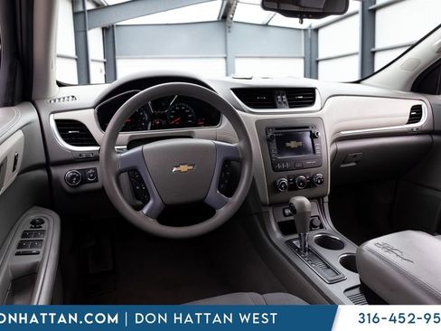 Used 2017 Chevrolet Traverse LS AWD/4WD image 16