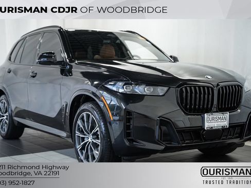 Used 2024 BMW X5 xDrive40i w/ M Sport Package AWD/4WD image 1