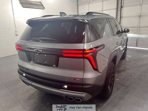 Used 2024 Chevrolet Traverse Z71 AWD/4WD image 7