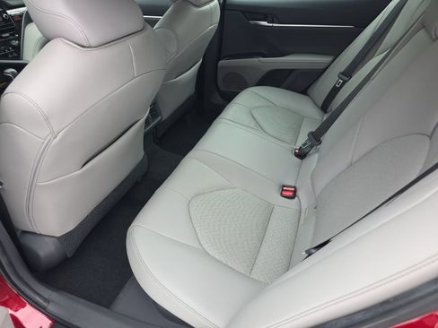 Certified 2021 Toyota Camry XLE w/ Navigation Upgrade Package image 14