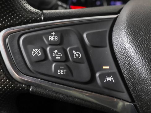 Used 2020 Chevrolet Equinox LT image 26