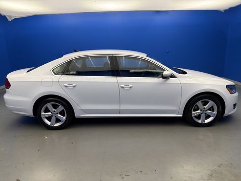 Used 2013 Volkswagen Passat 2.5 SE image 8