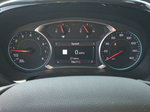 Used 2021 Chevrolet Traverse RS FWD image 18
