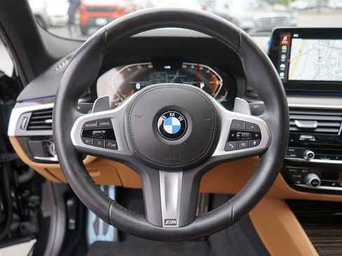 Used 2023 BMW 540i w/ M Sport Package image 13