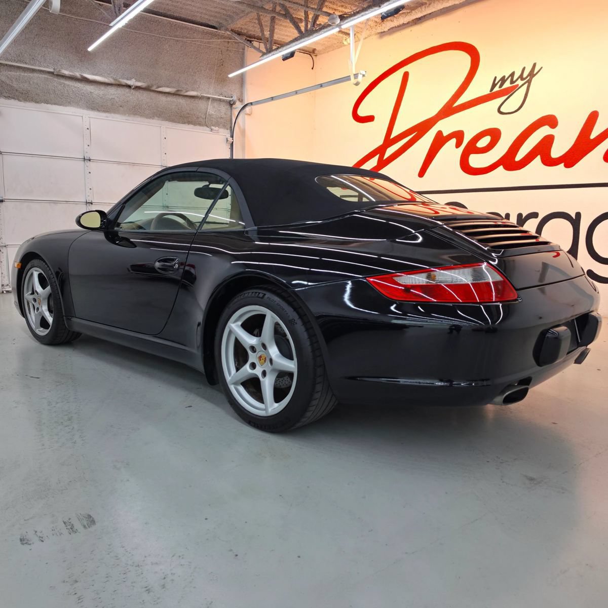 Used 2007 Porsche 911 Cabriolet image 4