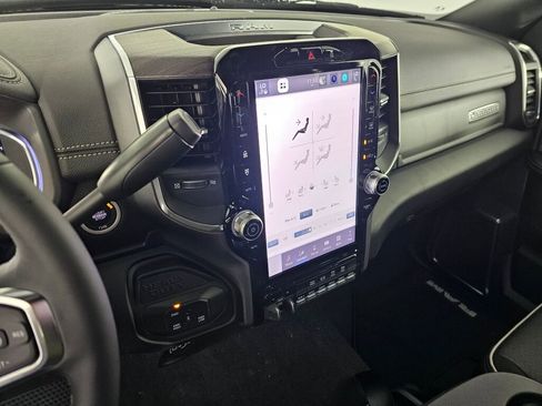 New 2025 RAM 2500 Laramie image 25