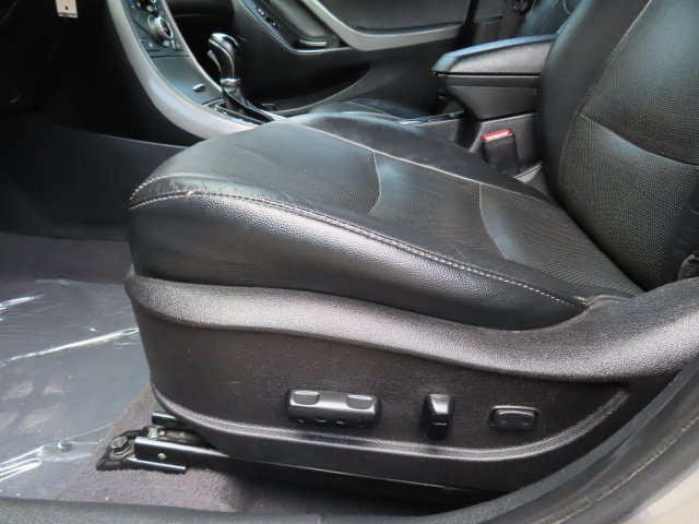 Used 2015 Hyundai Elantra Limited FWD image 15