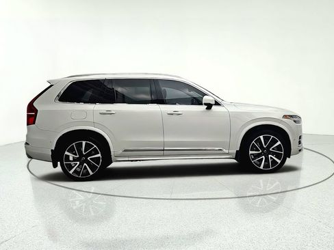Used 2021 Volvo XC90 T8 Inscription Expression w/ Protection Package Premier AWD/4WD image 8