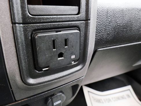 Used 2020 RAM 1500 Express w/ Wheel & Sound Group image 31