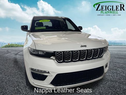 Used 2023 Jeep Grand Cherokee Summit w/ Luxury Tech Group V AWD/4WD image 8