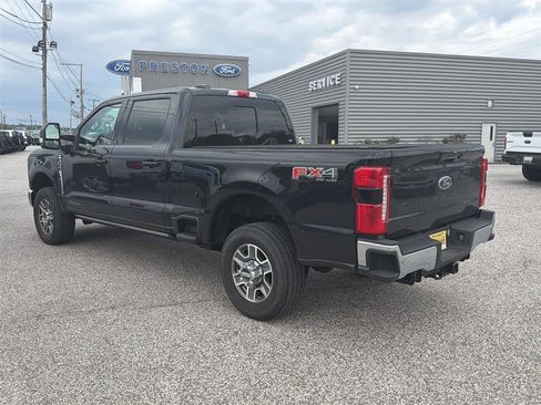 Used 2023 Ford F350 Lariat w/ Lariat Ultimate Package AWD/4WD image 2