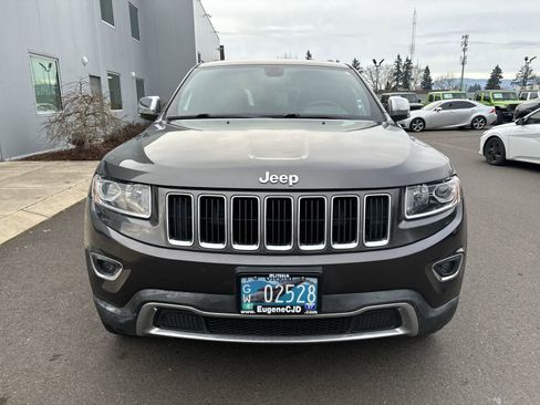 Used 2015 Jeep Grand Cherokee Limited w/ Trailer Tow Group IV image 5