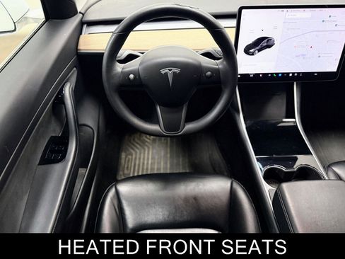 Used 2020 Tesla Model 3 Standard Range Plus image 2