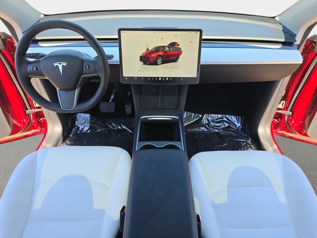 Used 2022 Tesla Model Y Long Range AWD/4WD image 10