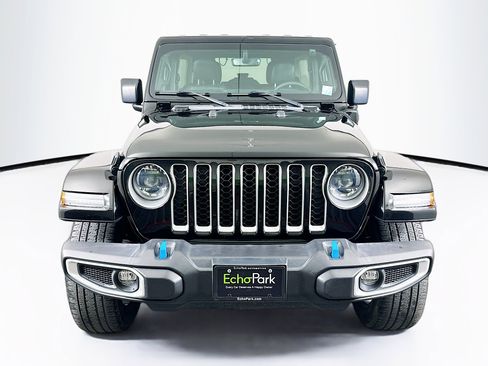 Used 2023 Jeep Wrangler Sahara AWD/4WD image 2