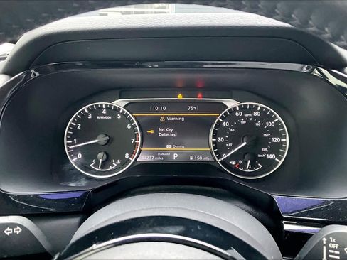 Used 2023 Nissan Pathfinder SL FWD image 24