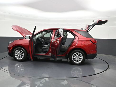 Used 2024 Chevrolet Equinox LT FWD image 35