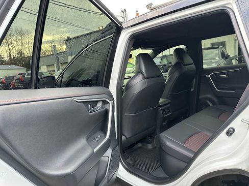 Used 2023 Toyota RAV4 XSE image 17