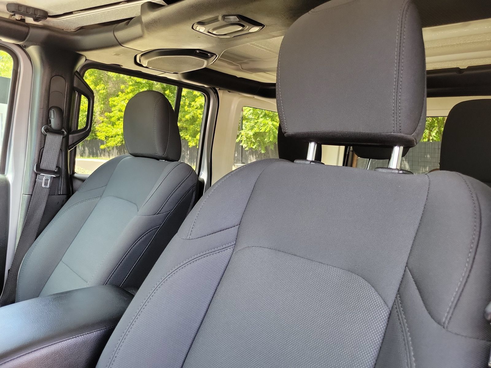 Used 2021 Jeep Wrangler Unlimited Sport AWD/4WD image 11