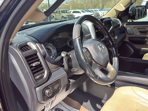 Used 2019 RAM 1500 Limited AWD/4WD image 15