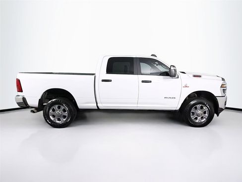 Used 2025 RAM 2500 Big Horn AWD/4WD image 8