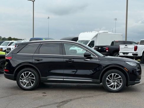 Used 2022 Lincoln Corsair AWD w/ Equipment Group 101A image 44