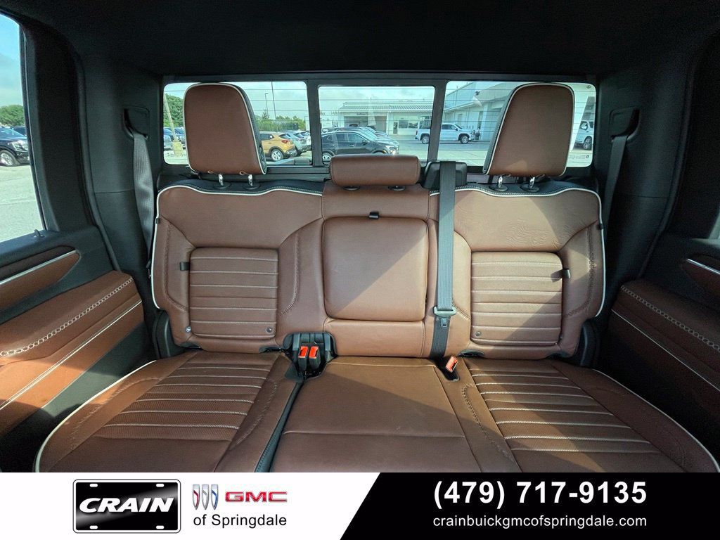 Used 2025 GMC Sierra 2500 Denali Ultimate AWD/4WD image 29