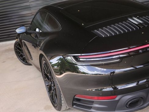 Certified 2024 Porsche 911 Carrera 4S AWD/4WD image 13