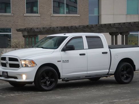 Used 2016 RAM 1500 Express AWD/4WD image 27
