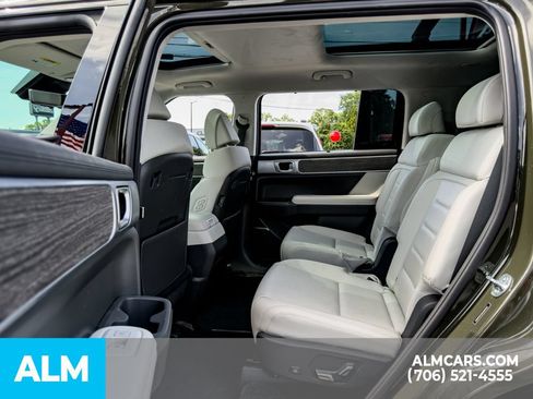 Used 2025 Hyundai Santa Fe Calligraphy AWD/4WD image 16
