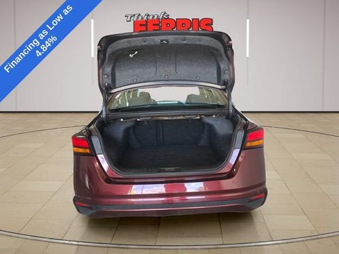 Used 2024 Nissan Altima 2.5 SV FWD image 9