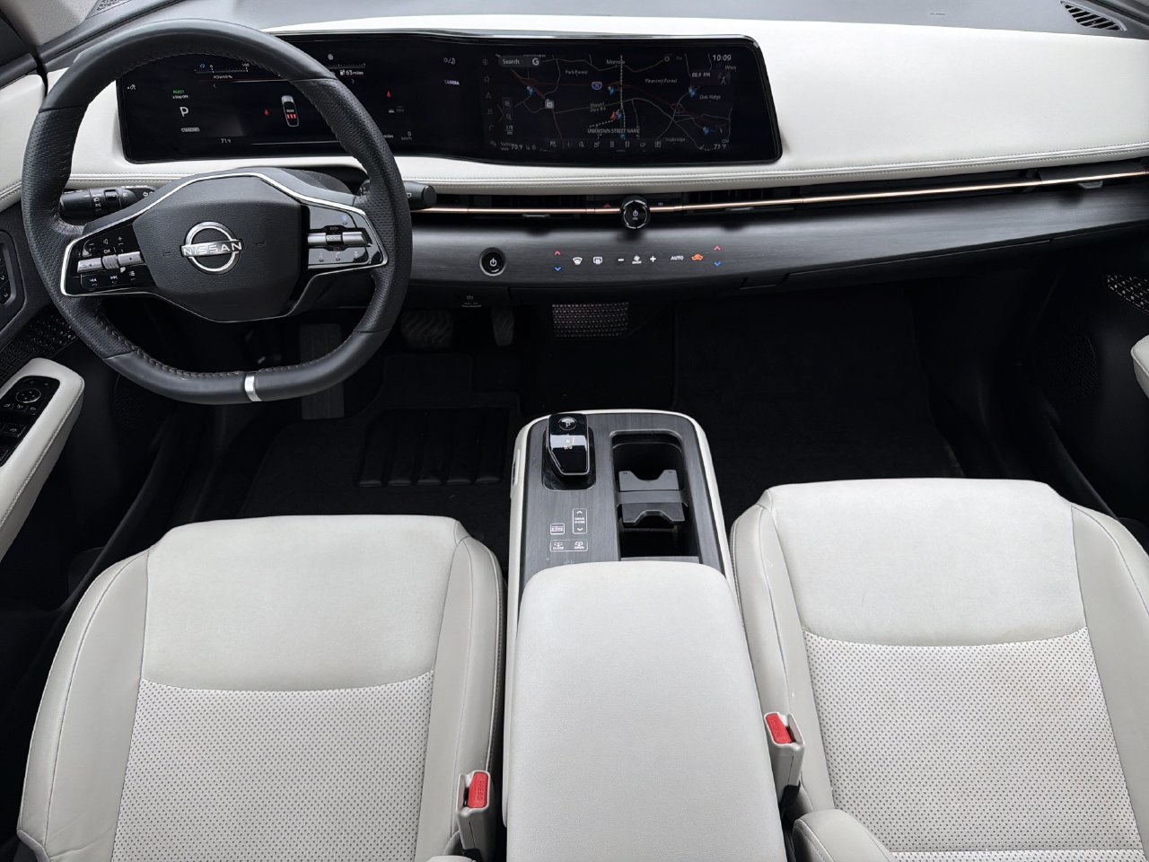Certified 2023 Nissan Ariya FWD image 2