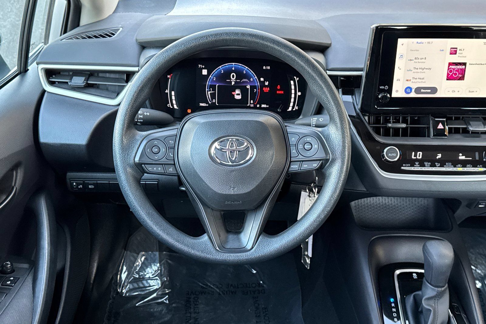 Used 2026 Toyota Corolla LE FWD image 15