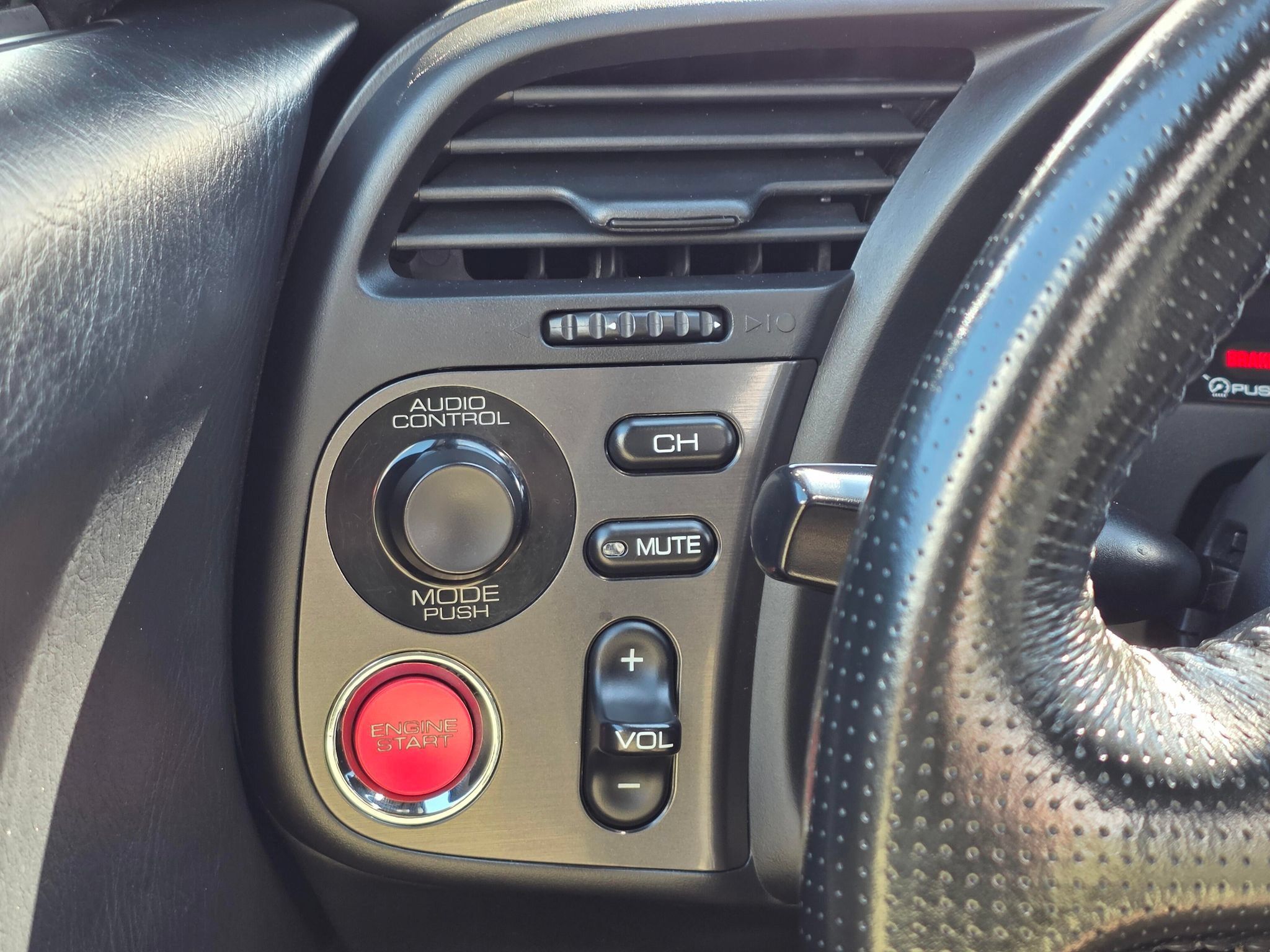 Used 2000 Honda S2000 image 23