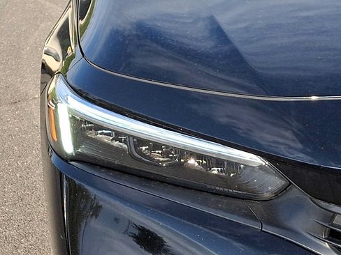Used 2023 Honda Civic Sport image 9