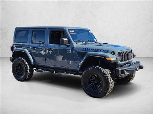 Used 2024 Jeep Wrangler Unlimited Rubicon 4xe image 3