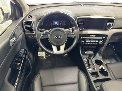 Used 2022 Kia Sportage EX AWD/4WD image 15