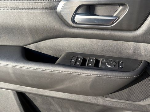 New 2026 Nissan Armada SV image 16