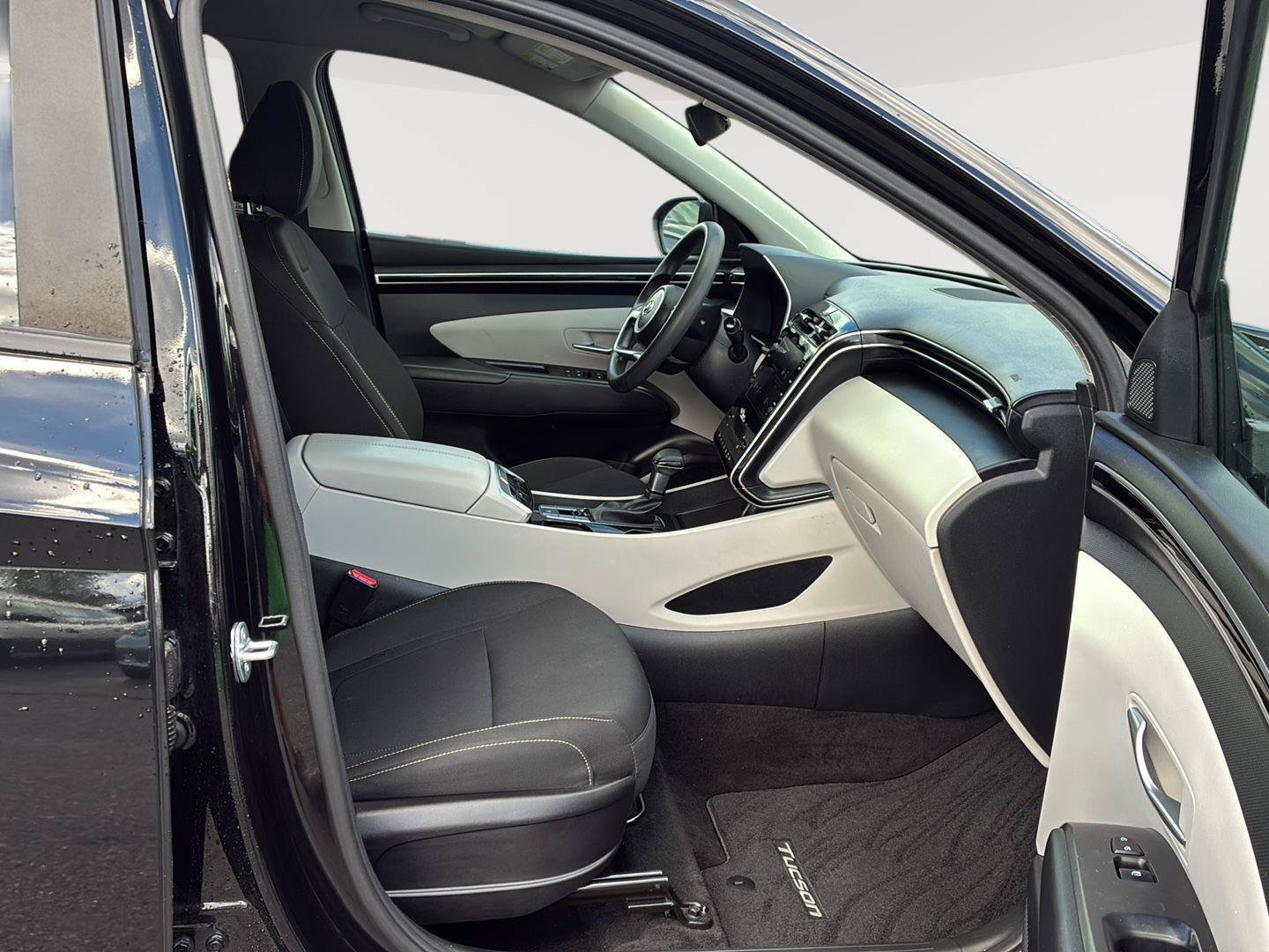 Certified 2024 Hyundai Tucson SEL AWD/4WD image 10