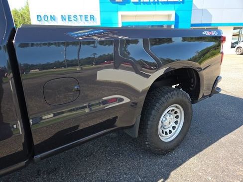Used 2024 Chevrolet Silverado 1500 W/T w/ WT Value Package AWD/4WD image 34
